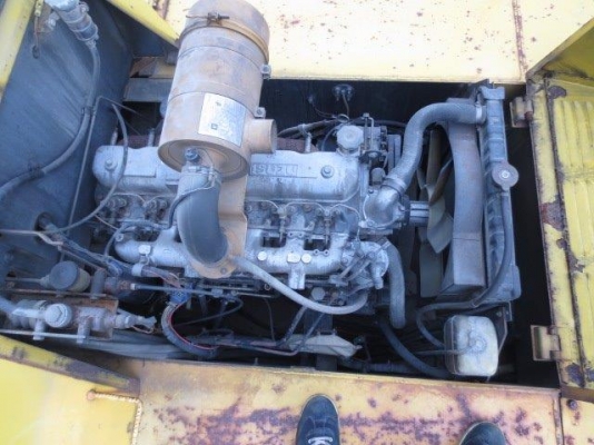 รอนำเข้า JW210 # 10183 ล้อยาง 7 ล้อ ขนาด 20 ตัน รอนำเข้า JW210 # 10183 ล้อยาง 7 ล้อ ขนาด 20 ตัน