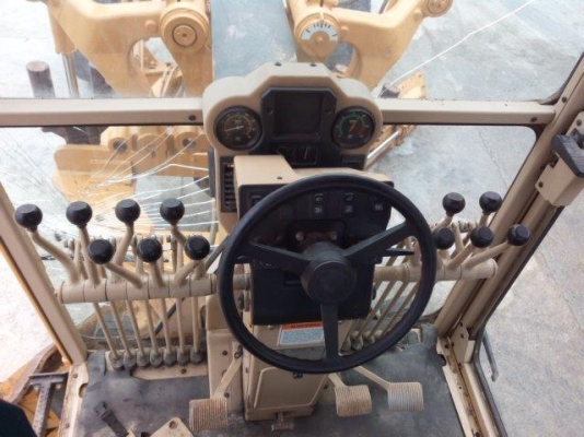 รอนำเข้า JW210 # 10183 ล้อยาง 7 ล้อ ขนาด 20 ตัน รอนำเข้า JW210 # 10183 ล้อยาง 7 ล้อ ขนาด 20 ตัน