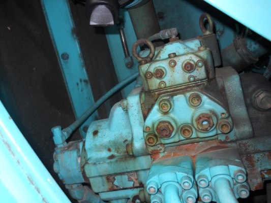 รถแบคโฮเก่านอก sk 100-2Lบูมพิเศษ สนใจโทร 092-3309229 อี๊ด สองห้อง