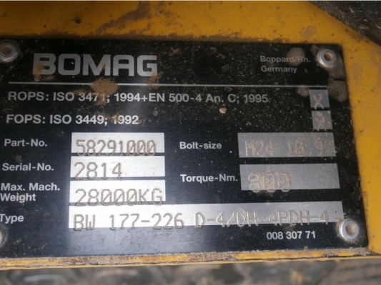 รอนำเข้า BW211D-4 # 101582401437  ขนาด 10 ตัน