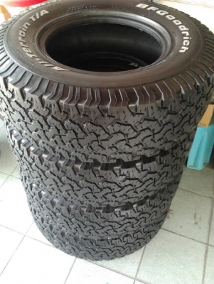 BF All 265/75/16 ปลายปี10 สวยๆ พร้อมใช้งาน 1ชุด