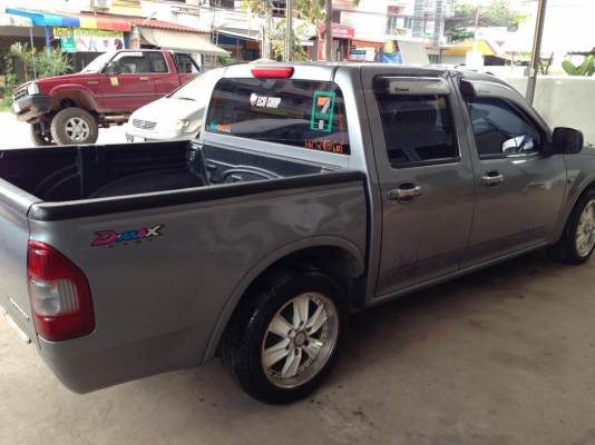 ขาย D-MAX. สวยๆถูกๆซักคันครับ