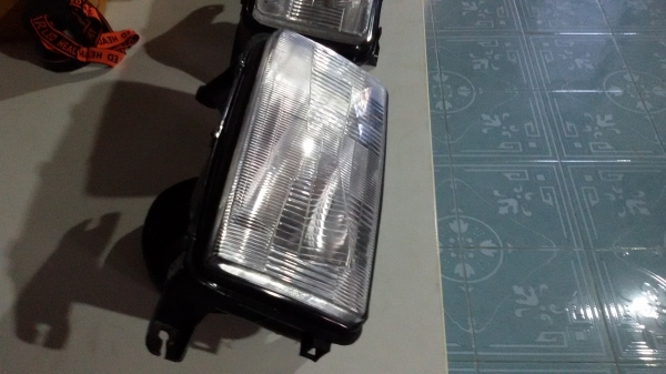 ขายไฟตาหน้ารถกะบะ อีซูซุ TFR ขายไฟตาหน้ารถกะบะ อีซูซุ TFR