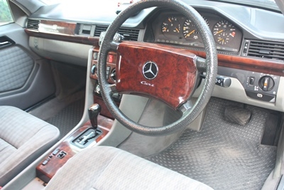 BENZ VEN 320TE  มือแรกและมือเดียว