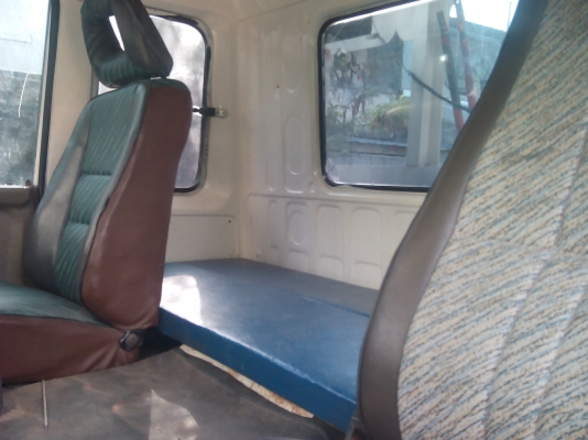 ขาย 10 ล้อเทรลเลอร์ขึ้นรถเกี่ยวหลงฟูโช่2 เพลา  รุ่น FN527MA เครื่องHINO EH700 168  แรง 0