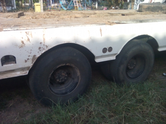 ขาย 10 ล้อเทรลเลอร์ขึ้นรถเกี่ยวหลงฟูโช่2 เพลา  รุ่น FN527MA เครื่องHINO EH700 168  แรง 0