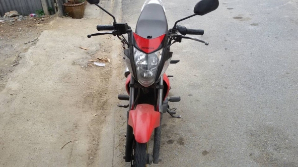 ขาย Honda Sonic 125 สตาร์ทมือ ปี 50 ล้อทอง DID.เครื่องดี ไม่หลวม,ท่อเลส+ทำปลายดังทุ้มๆ,เล่มพร้อมโอน ขาย Honda Sonic 125 สตาร์ทมือ ปี 50 ล้อทอง DID.เครื่องดี ไม่หลวม,ท่อเลส+ทำปลายดังทุ้มๆ,เล่มพร้อมโอน