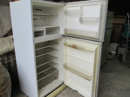 ลดราคาOKครับ    เวิร์ลพูล   ตู้เย็นใบใหญ่   จุได้เต็มที่  ขายราคาถูกๆ  สบายกระเป๋า