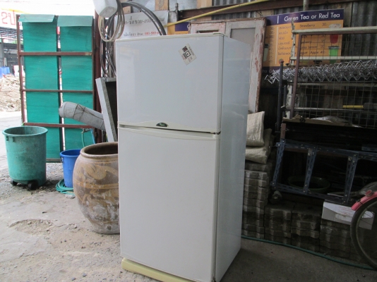 ลดราคาOKครับ    เวิร์ลพูล   ตู้เย็นใบใหญ่   จุได้เต็มที่  ขายราคาถูกๆ  สบายกระเป๋า