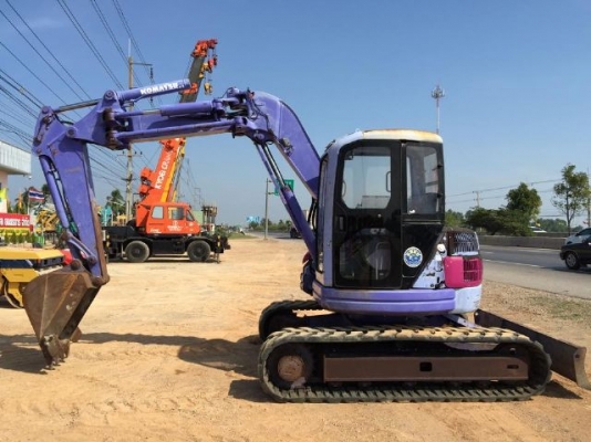 ขายรถแบคโฮ KOMATSU PC75UU-2 คอลโทรลสั้น ปั้มนิ้ว สภาพสวยพร้อมใช้ นำเข้าจากญี่ปุ่น มีVDOการทำงานครับ