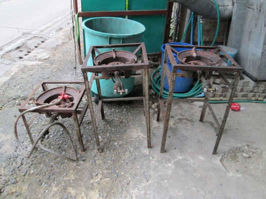 เตาเร่ง   มี 3 ตัวครับ  ราคา1500บาท   พร้อมใช้ครับ