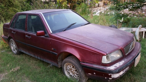 volvo 460GLE ปี 86 ไม่มีเครื่อง ไม่มีทะเบียน ขายเป็นอะไหล่ 10,000 บาท volvo 460GLE ปี 86 ไม่มีเครื่อง ไม่มีทะเบียน ขายเป็นอะไหล่ 10,000 บาท