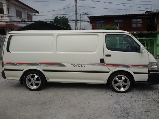 ขายตู้ทึบ ปี2003 สภาพดีราคาถูก