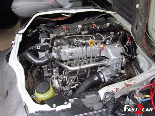 ขาย. TOYOTA COMMUTER D4D 2.5 ดีเชล ตู้หลังคาสุง ราคา. 499,000 บาทปี2005 เกียร์ธรรมดา สวยเว่อร์  โทร 0922726669 ตันหยงค่ะ