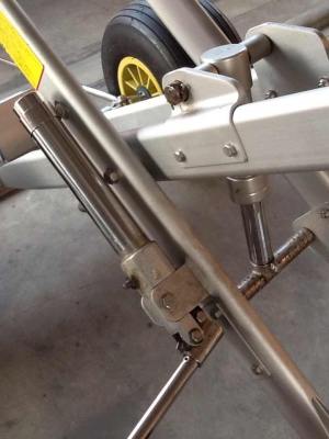 ขาย เทเลอร์ เรือ , เจ็ทสกี (ดอลลี่)