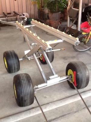 ขาย เทเลอร์ เรือ , เจ็ทสกี (ดอลลี่)