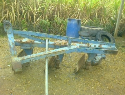 ขายหาง3 จานขนาดจาน26 สำหรับรถไถใหญ่สนใจ0810076640