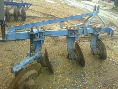 ขายหาง3 จานขนาดจาน26 สำหรับรถไถใหญ่สนใจ0810076640