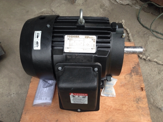 ขายมอเตอร์ Toshiba 10HP. 380V 1450 rpm. ของใหม่ไม่เคยใช้งาน แกะออกจากลังเลยครับ