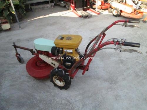 รถตัดหญ้าแบบเดินตาม     SATOH      SR-610  รหัสสินค้า : 14001568   หรือเพิ่มเติมไดที่ www.nihonmono.com