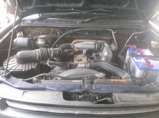 ขายรถกระบะ อีซุซุ  165,000  สนใจ โทร 0860748399