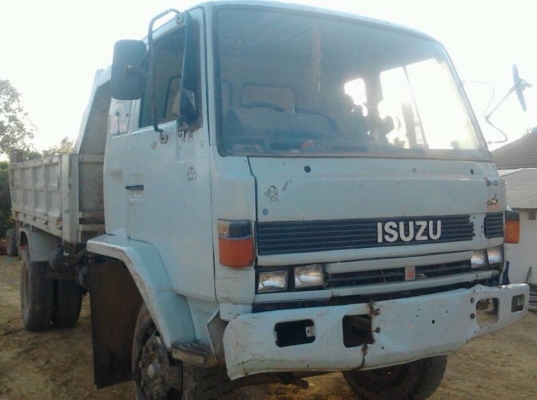 ***ขายแล้วครับขอบคุณ Truck2hand ขาย6ล้อดั้มดิน ดั้มใหญ่ ราคาเบาๆ ISUZU ROCKY 185 ประกอบ คัสซี ISUZU 63-TXD40 หัวROCKY ยังไม่ลงเล่ม วางเครื่องHINO HO7C-185แรง มีใบคุมเครื่องให้ครับ เครื่อง185 แน่นดีแรงดี เกียร์ดี ไม่หลุดครับ ช่วงล่างใหญ่ คัสซีสวย ไม่ปะไม่ผ