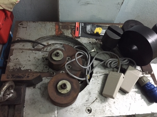 จำหน่ายเครื่องดัดเหล็ก 6-32 มิล มือสอง สภาพ 70\% เครื่องทำงานปกติ อุปกรณ์ครบชุด