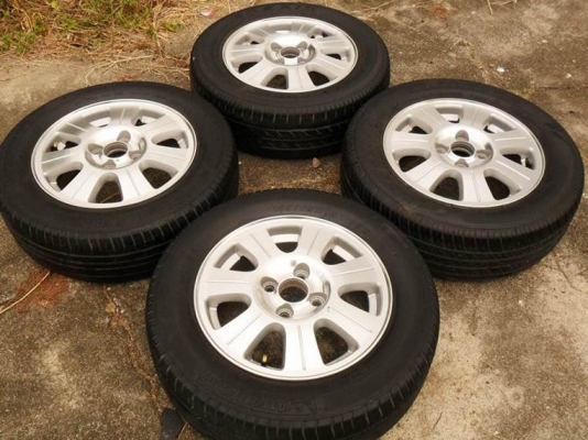 แม็กเอนไก ขอบ14พร้อมยาง 4รู100(4ล้อ=2,400บ.)