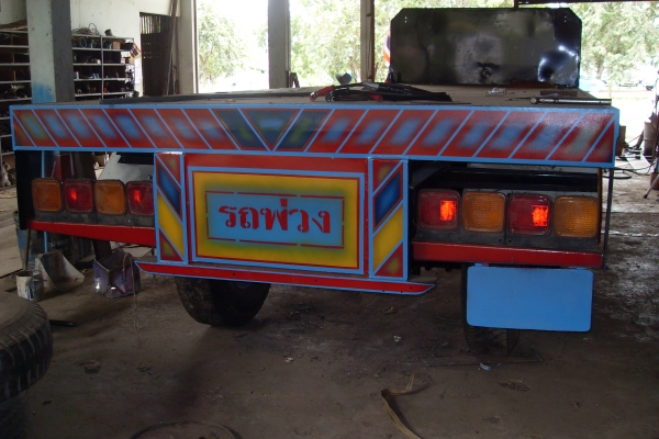 * ขายลูกพ่วงพื้นเรียบยาว 6.50 เมตร ต่อใหม่ ขายถูก จดทะเบียนปี 2558 ขาย 220,000.- บาท