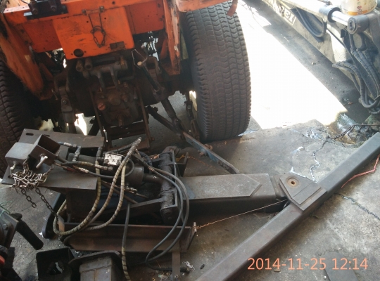 แขนรถยกพร้อมกระบอกไฮดรอลิคสำหรับ 4ล้อกลางหรือ รถ6ล้อ