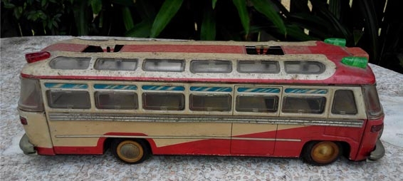 รถสังกะสี