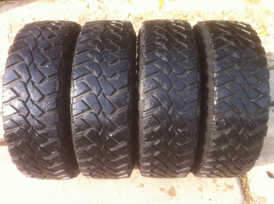 ขายยาง maxxis bighorn 764 265/75/16 ปี 13