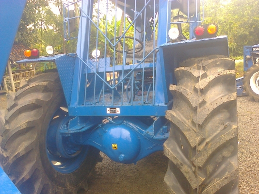 ขายรถคีบ  K K  บ้านโป่ง สภาพพร้อมใช้