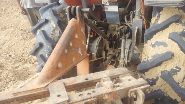 ขายรถไถ คูโบต้า 45 แรง มี 2 คันเลยจะขายออก ราคา 240,000 ต่อรองได้นิดหน่อย ขายรถไถ คูโบต้า 45 แรง มี 2 คันเลยจะขายออก ราคา 240,000 ต่อรองได้นิดหน่อย