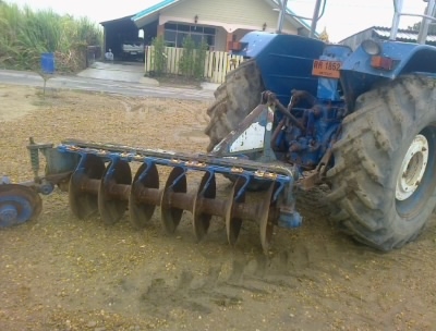 ขายรถไถFORD  รุ่น6600เสื้อลายแท้เต็มคันสนใจ0810076640