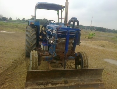 ขายรถไถFORD  รุ่น6600เสื้อลายแท้เต็มคันสนใจ0810076640