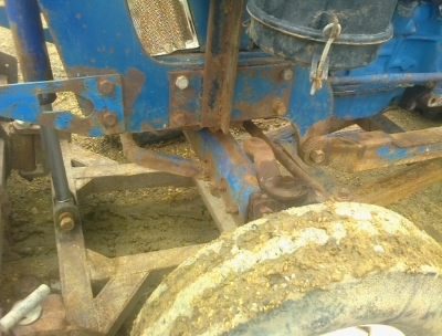 ขายรถไถFORD  รุ่น6600เสื้อลายแท้เต็มคันสนใจ0810076640