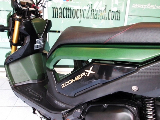 ZOOMER ตัวท็อป combibrake สีเขียวดำ รถเดือน กุมภาพันธ์ ปี 57 ไมล์ 4131โล ของแถม 2 รายการ 39900