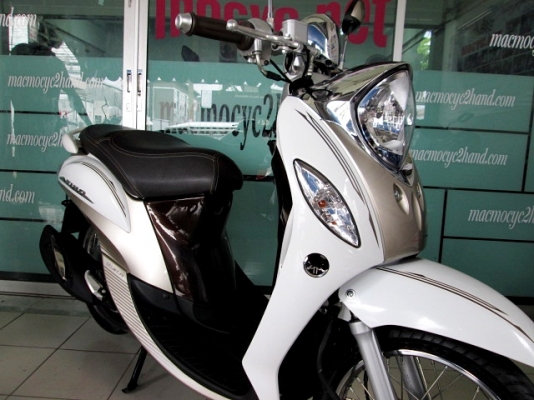 Fino i ลายพรีเมี่ยม  สีขาวนํ้าตาล รถเดือน มีนาคม ปี 57 ไมล์ 1094 โล แถม 3 รายการ 30900