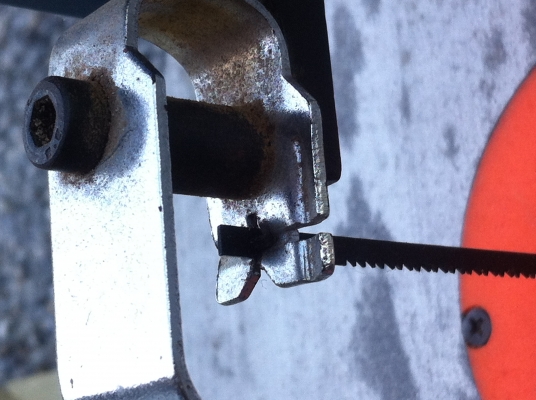 แท่นเลื่อยฉลุ OKURA OK-SS16 ปรับรอบการทำงานได้ ช่วงคอยาว 16 นิ้ว แท่นเลื่อยฉลุ OKURA OK-SS16 ปรับรอบการทำงานได้ ช่วงคอยาว 16 นิ้ว