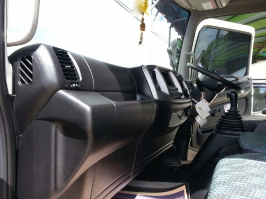 รถฮีโน่ 6 ล้อดั้ม  175 แรงม้า ปี 55  ( รถวิ่ง 6x,xxx กม. )   สนใจติดต่อ 081 - 6079515