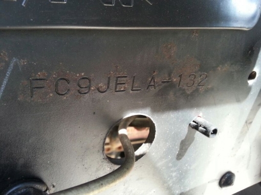 รถฮีโน่ 6 ล้อดั้ม  175 แรงม้า ปี 55  ( รถวิ่ง 6x,xxx กม. )   สนใจติดต่อ 081 - 6079515