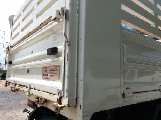 รถฮีโน่ 6 ล้อดั้ม  175 แรงม้า ปี 55  ( รถวิ่ง 6x,xxx กม. )   สนใจติดต่อ 081 - 6079515