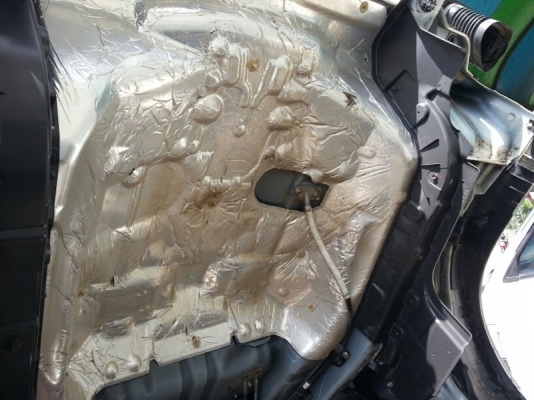 รถฮีโน่ 6 ล้อดั้ม  175 แรงม้า ปี 55  ( รถวิ่ง 6x,xxx กม. )   สนใจติดต่อ 081 - 6079515