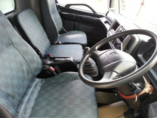 รถฮีโน่ 6 ล้อดั้ม  175 แรงม้า ปี 55  ( รถวิ่ง 6x,xxx กม. )   สนใจติดต่อ 081 - 6079515