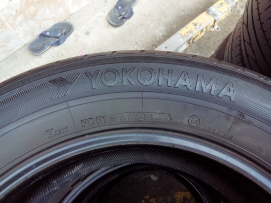 ขายยาง yokohama japan 215-60-16 ปีปลายปี11