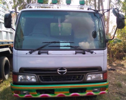 ***ขายแล้วครับขอบคุณ Truck2hand ขาย6ล้อดั้มดิน สมอเงิน สวยๆ ต่อใหม่ไม่นาน HINO FB4JEKA สมอเงินห้างแท้ ปี40 วางเครื่อง HINO WO4D-120แรง (ลงเล่ม) เครื่องดี แรงดี แน่น ไม่เยิ้ม เกียร์ดีไม่หลุด ไม่มีหอน ช่วงล่าง Fหลัง คานหน้าเดิม 6น็อต คัสซีดีสวยๆ ไม่ปะไม่ดาม