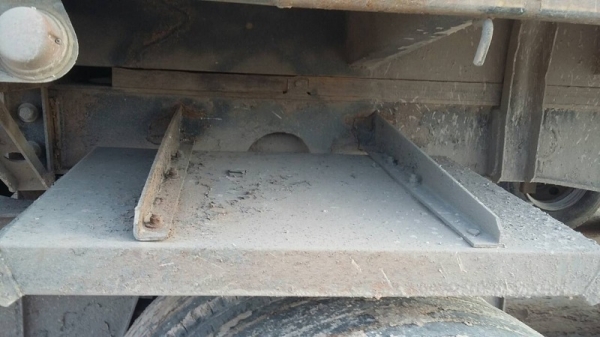 รถอีซูซุ 10 ล้อดั้ม FVZ  200 แรงม้า. ปี 48   ( รถบรรทุกแท่งน้ำยาง )    สนใจติดต่อ  081 - 6079515