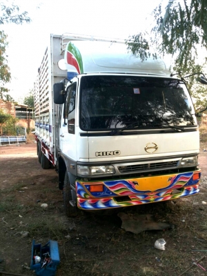 ขายด่วน รถสิบล้อ 1 เพลา HINO 210 แรง ,7  เมตร