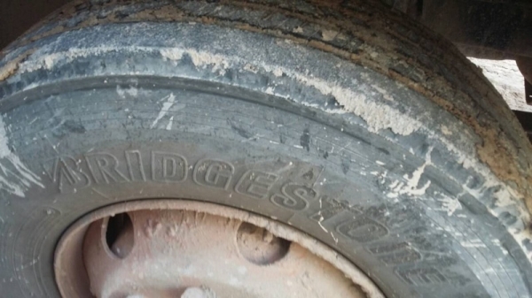 รถอีซูซุ 10 ล้อดั้ม FXZ  360 แรงม้า. ปี 53   ( ขายแม่ , ลูก )  สนใจติดต่อ  081 - 6079515